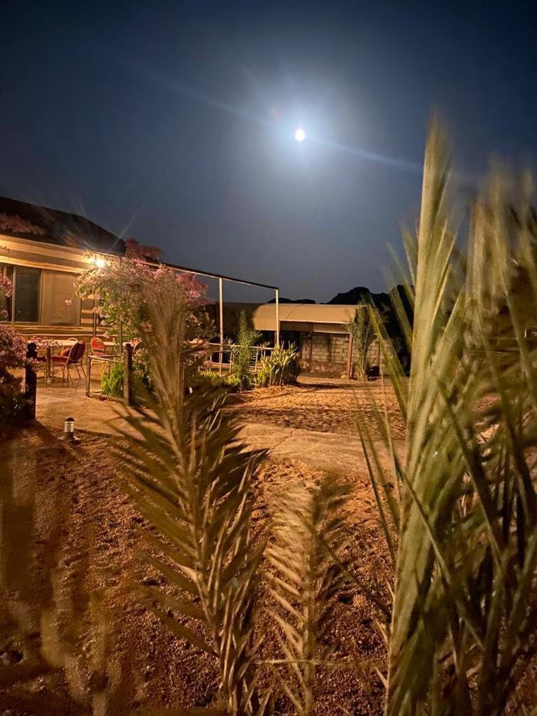 Hotel Moon Night Camp Wadi Rum Exteriér fotografie